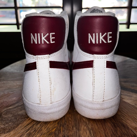 Women’s Nike Blazer High Top Sneaker White/Burgundy - Picture 5 of 6